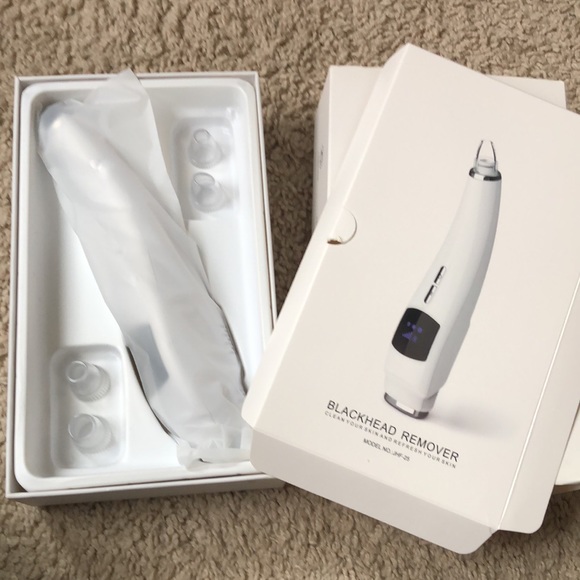 Blackhead Remover Pore Vacuum - Picture 6 of 6
